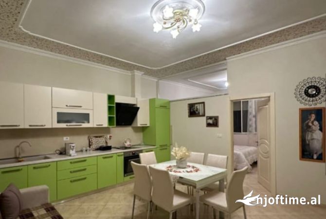 Shtepi me qera 1+1 ne Tirane - 380 Euro