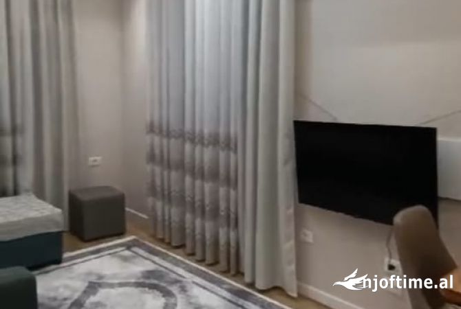 Shtepi me qera 1+1 ne Tirane - 400 Euro