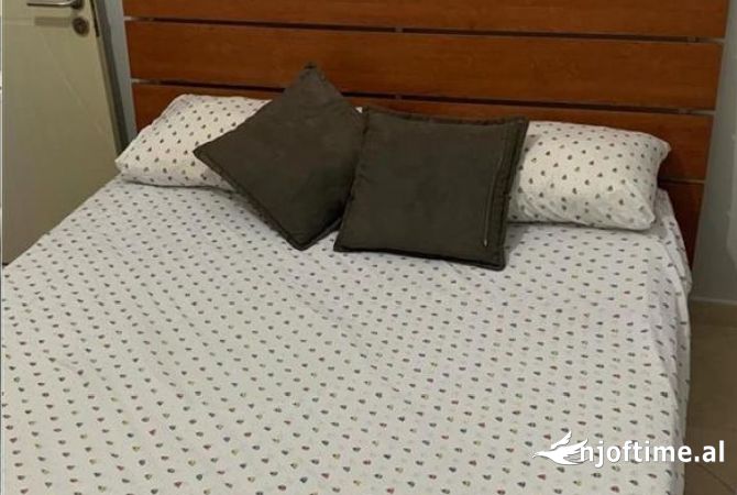 Shtepi me qera 1+1 ne Tirane - 350 Euro