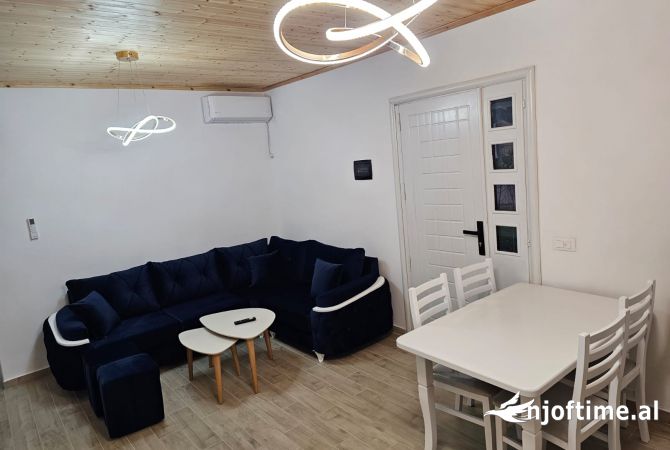 Shtepi me qera Apartament ne Tirane, 1+1, Mobilimi E mobiluar, Pagesa 500  Euro.