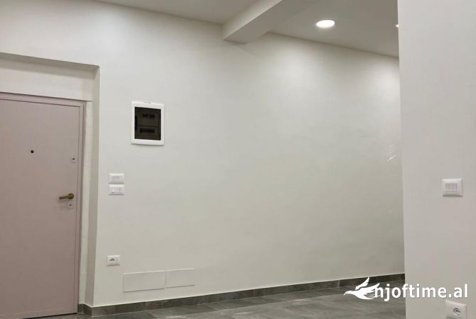 Ambient biznesi ne shitje 1+1 ne Tirane - 525,000 Euro