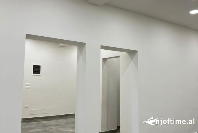 Ambient biznesi ne shitje 1+1 ne Tirane - 525,000 Euro