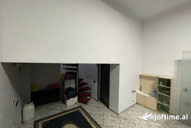 Jepet Dyqan me qira, 5 Maji, prane Concord Center