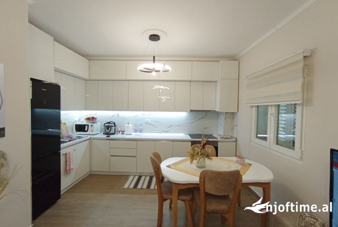 Shtepi me qera 1+1 ne Tirane - 500 Euro