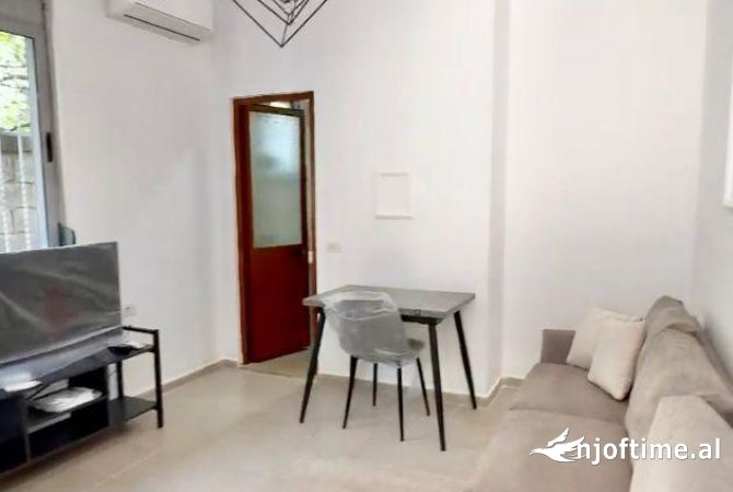 Shtepi ne shitje 1+1 ne Tirane - 65,000 Euro