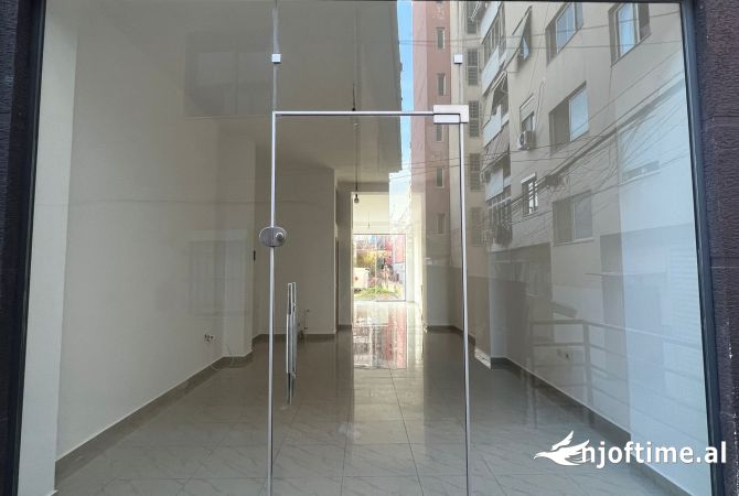 Ambient biznesi me qera 1+1 ne Tirane - 550 Euro
