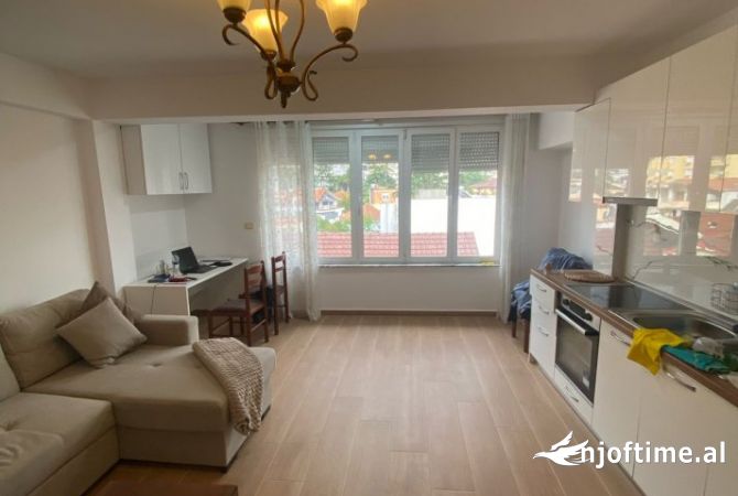 Shtepi me qera 1+1 ne Tirane - 430 Euro