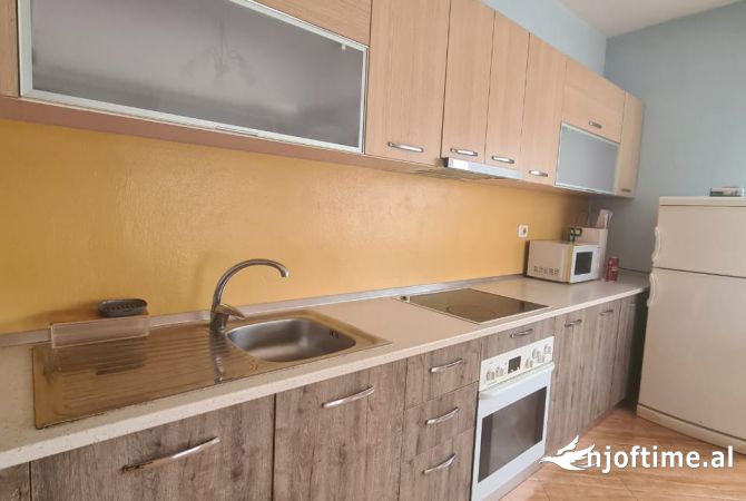 Shtepi me qera 1+1 ne Tirane - 440 Euro