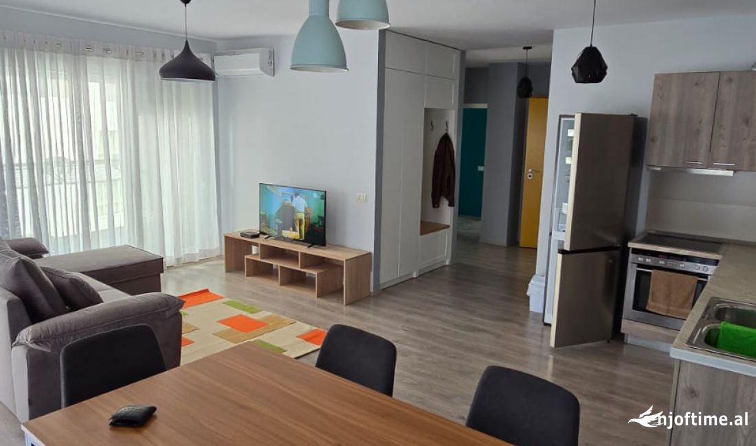 Shtepi me qera Apartament ne Tirane, 2+1, Mobilimi E mobiluar, Pagesa 650  Euro.
