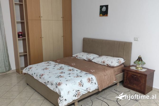 Shtepi me qera 2+1 ne Tirane - 600 Euro