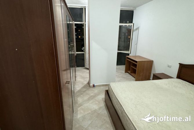 Shtepi me qera 1+1 ne Tirane - 380 Euro