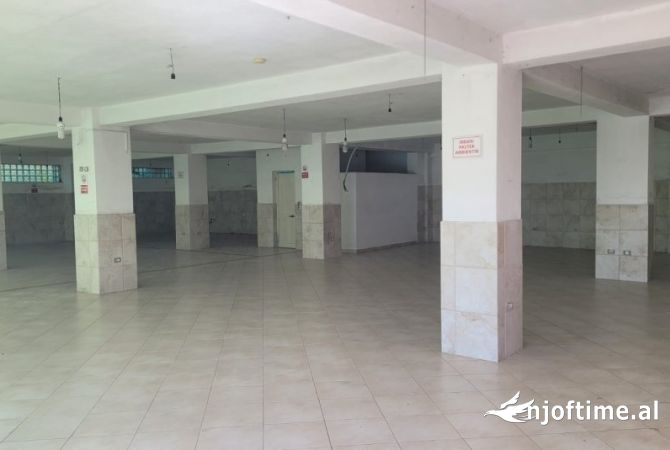 Ambient biznesi me qera 1+1 ne Tirane - 1,600 Euro