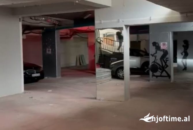 Ambient biznesi ne shitje 4+1 ne Tirane - 23,000 Euro