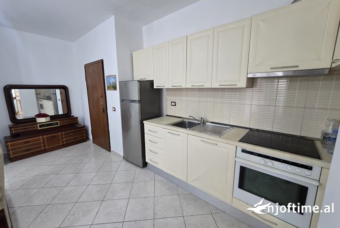 Shtepi me qera 2+1 ne Tirane - 500 Euro