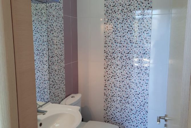 Ambient biznesi me qera 1+1 ne Tirane - 350 Euro