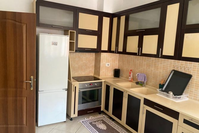 Shtepi me qera 2+1 ne Tirane - 500 Euro