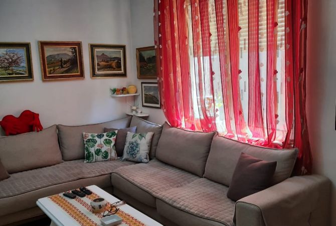 Shtepi ne shitje 2+1 ne Tirane - 190,000 Euro