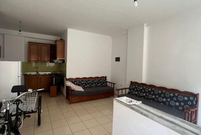 Shtepi ne shitje 1+1 ne Tirane - 78,000 Euro