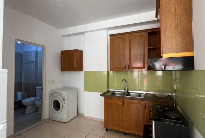 Shtepi ne shitje 1+1 ne Tirane - 78,000 Euro
