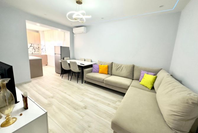 Shtepi ne shitje 2+1 ne Tirane - 130,000 Euro