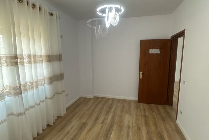 Shtepi ne shitje 1+1 ne Tirane - 85,000 Euro