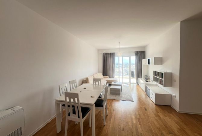Shtepi me qera 2+1 ne Tirane - 800 Euro