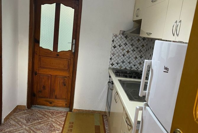Shtepi me qera 1+1 ne Tirane - 450 Euro