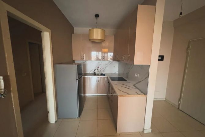 Shtepi me qera 2+1 ne Tirane - 450 Euro