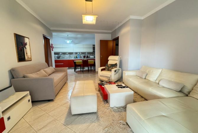 Shtepi ne shitje 2+1 ne Tirane - 250,000 Euro