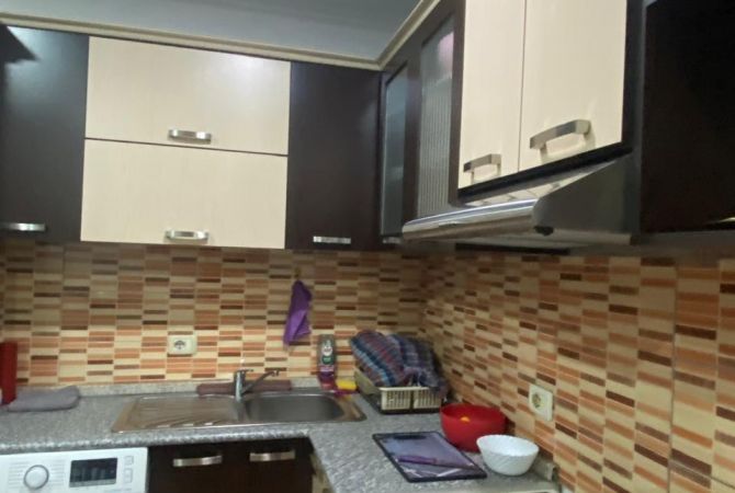 Shtepi ne shitje 1+1 ne Tirane - 75,000 Euro