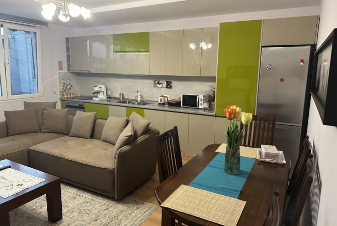 Shtepi me qera 2+1 ne Tirane - 550 Euro