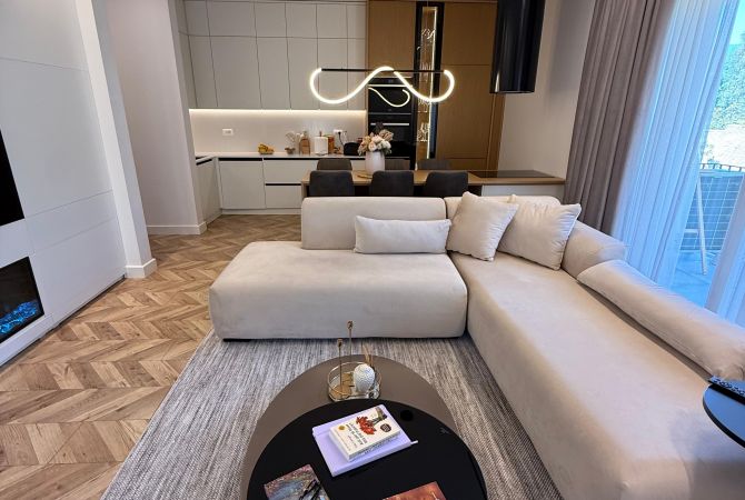 Shtepi ne shitje 2+1 ne Tirane - 370,000 Euro