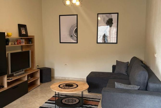 Shtepi me qera 1+1 ne Tirane - 480 Euro