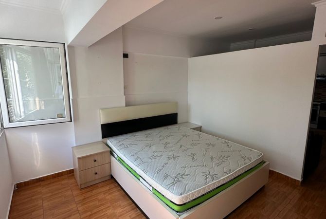 Shtepi ne shitje 1+1 ne Tirane - 75,000 Euro