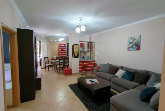 Shtepi me qera 2+1 ne Tirane - 500 Euro