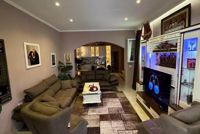 Shtepi ne shitje 2+1 ne Tirane - 170,000 Euro