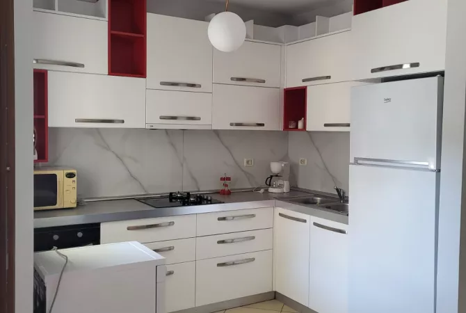 Shtepi me qera 2+1 ne Tirane - 650 Euro