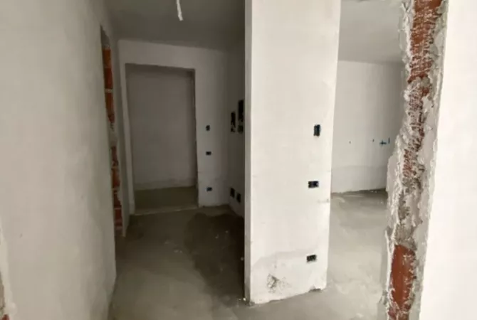 Shtepi ne shitje 1+1 ne Tirane - 157,000 Euro
