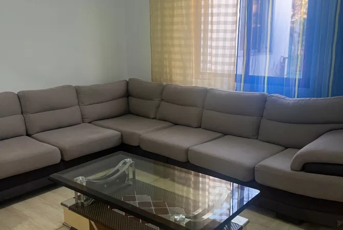 Shtepi me qera 2+1 ne Tirane - 500 Euro