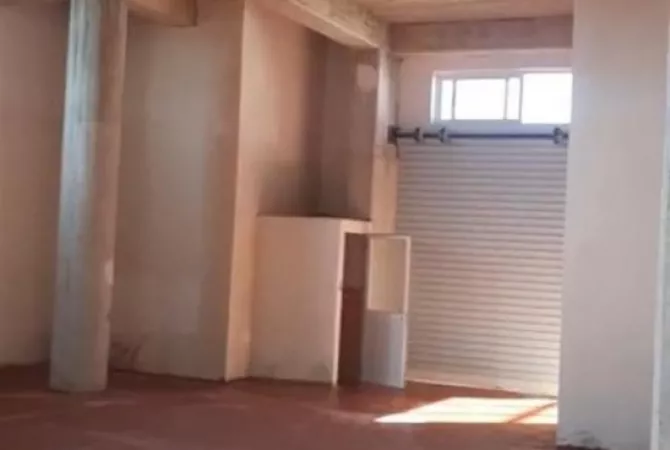 Ambient biznesi me qera 4+1 ne Tirane - 2,500 Euro