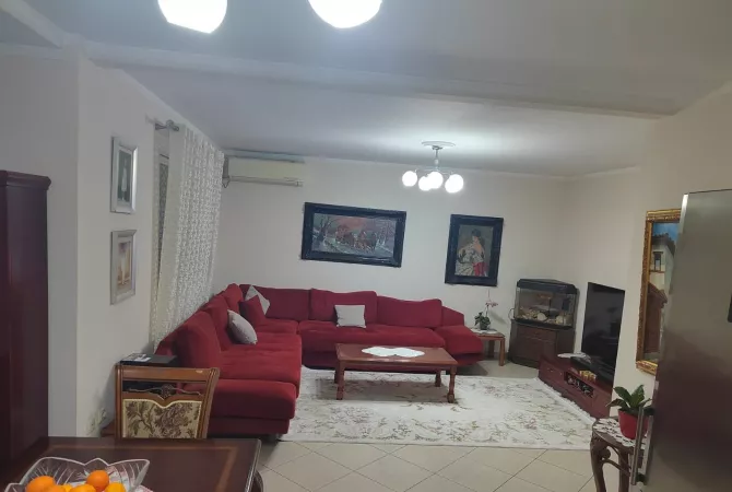 Casa in vendita 3+1 a Tirana - 215,000 Euro