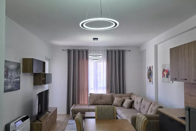 Shtepi me qera 2+1 ne Tirane - 500 Euro