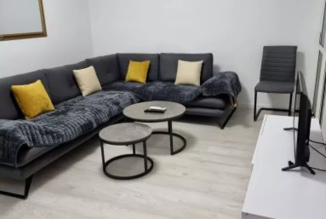 Shtepi me qera 1+1 ne Tirane - 650 Euro