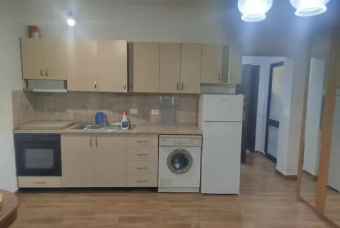 Casa in affitto Garsoniere a Tirana - 265 Euro