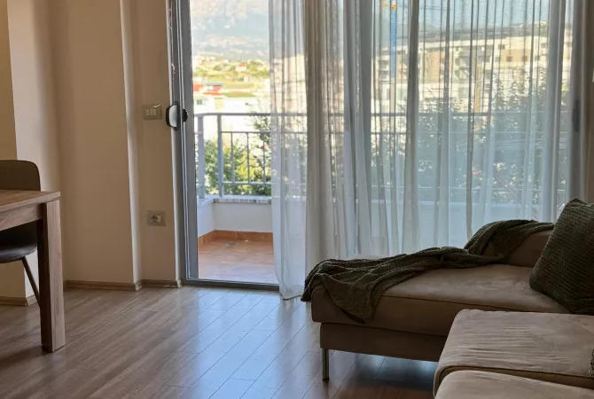 Shtepi me qera 1+1 ne Tirane - 600 Euro