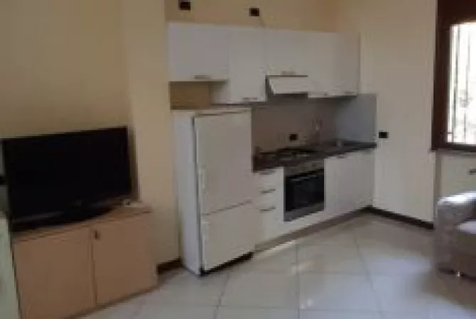 House for Rent Garsoniere in Tirana - 300 Euro