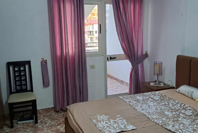 Shtepi me qera 2+1 ne Tirane - 550 Euro