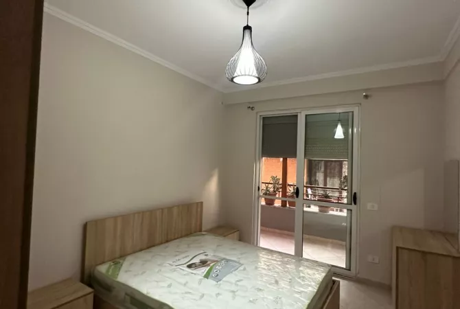Shtepi me qera 2+1 ne Tirane - 600 Euro