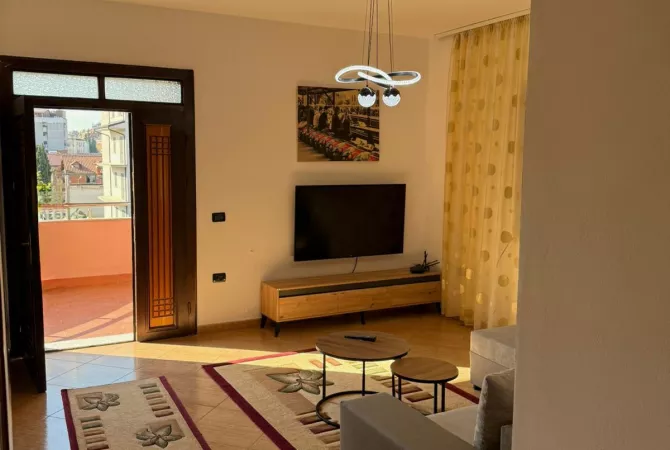 Shtepi me qera 3+1 ne Tirane - 500 Euro