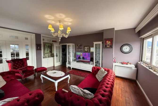 Shtepi ne shitje 5+1 ne Tirane - 662,500 Euro